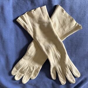 50s Vintage White Washable Doeskin Mid-forearm 4 Button Gloves 7 1/2